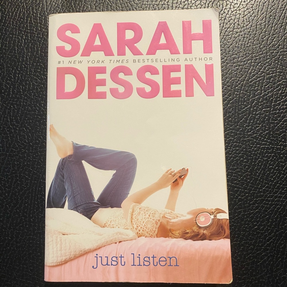 2 for $12🎀Just Listen by Sarah Dessen